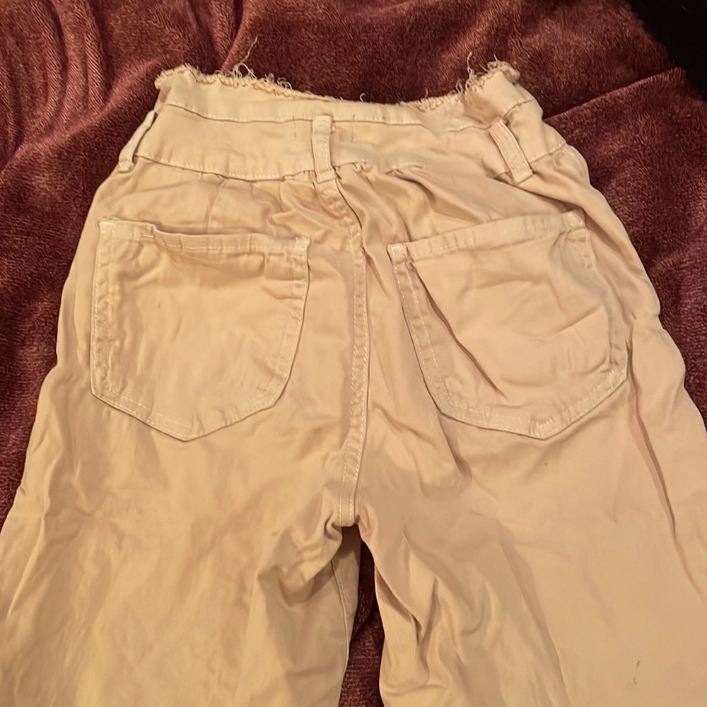 Tan pants - Picture 4 of 4